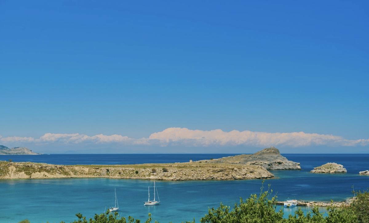 Ξύπνησα τα μεσάνυχτα και άκουσα την τρομακτική συζήτηση των τριών μου νυφών. Το επόμενο πρωί, μάζεψα τα πράγματά μου και έφυγα 1 stigmiotypo othonis 2025 11 03 1.01.49 pm