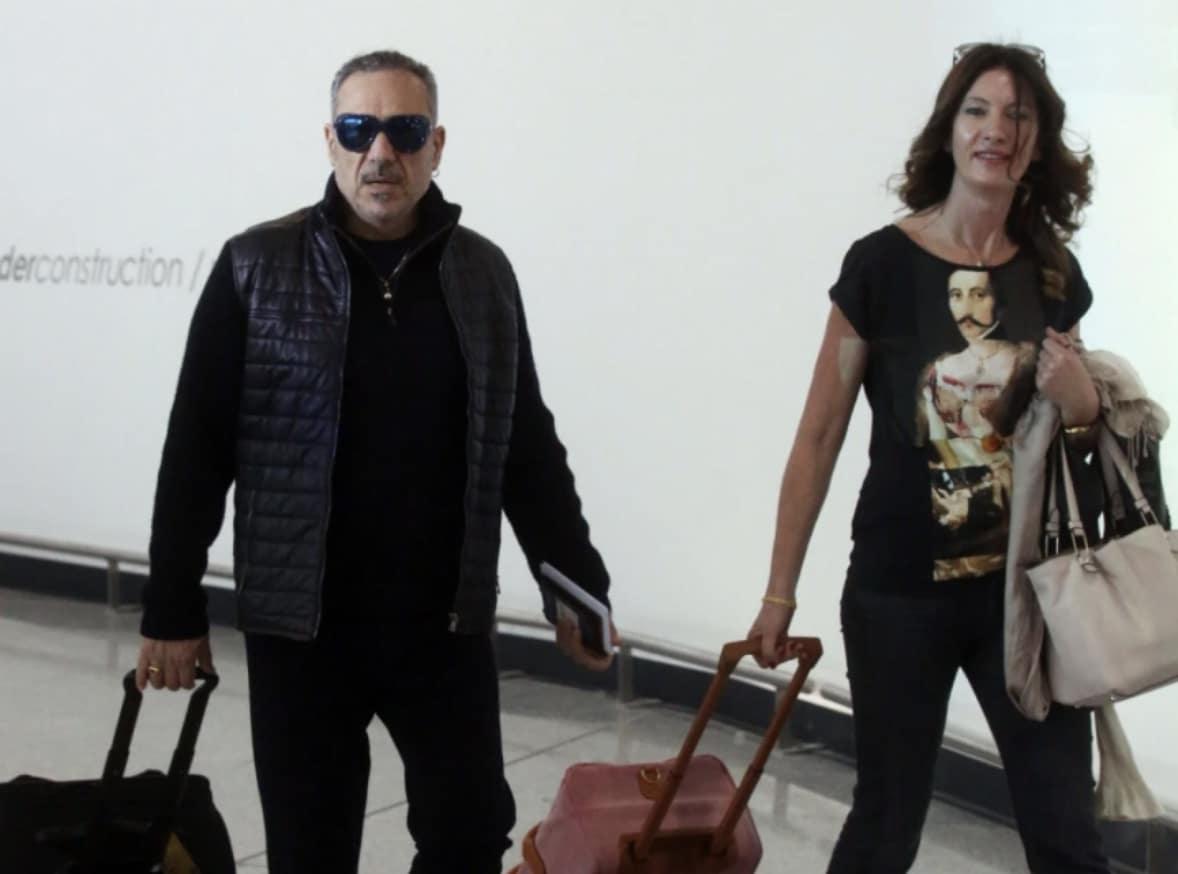 Κίλι Σφακιανάκη: Η ευγενική Αγγλίδα που λάτρεψε τον πρίγκιπα της νύχτας - Ο κεραυνοβόλος έρωτας που ξεκίνησε στην Κω και η μοιραία ασθένειά της 1 stigmiotypo othonis 2025 11 04 01.45.30