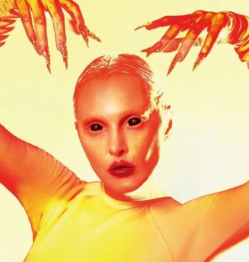 Τάμτα: «Πιστεύω ότι μπορεί να είμαι εξωγήινος» 1 stigmiotypo othonis 2025 04 05 17.10.15