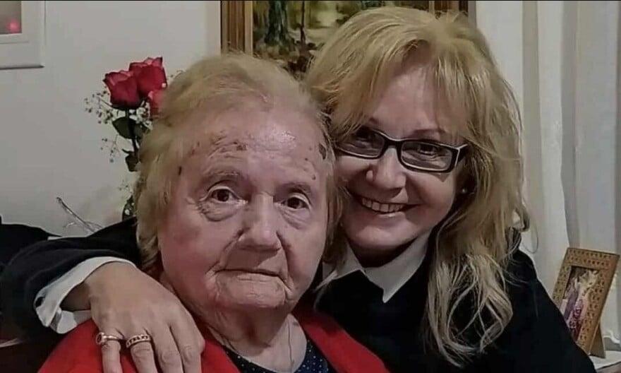 Η Αγγελική Νικολούλη κήδεψε τη μητέρα της - Τα συγκινητικά της - «Μανούλα μου...» 1 nikoloulh 1