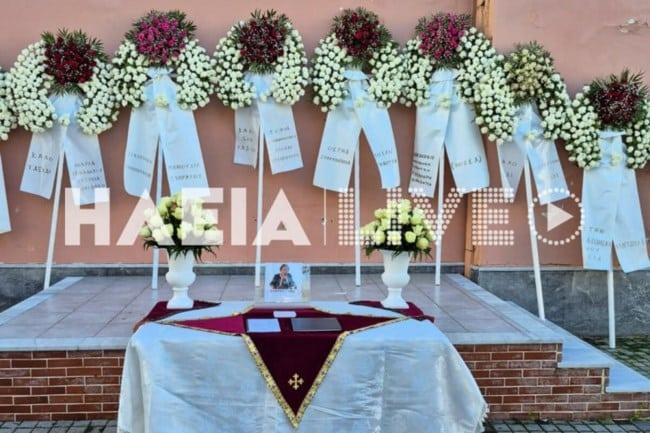 Η Αγγελική Νικολούλη κήδεψε τη μητέρα της - Τα συγκινητικά της - «Μανούλα μου...» 5 290e2a4efee344189f8fdef86fd980f3