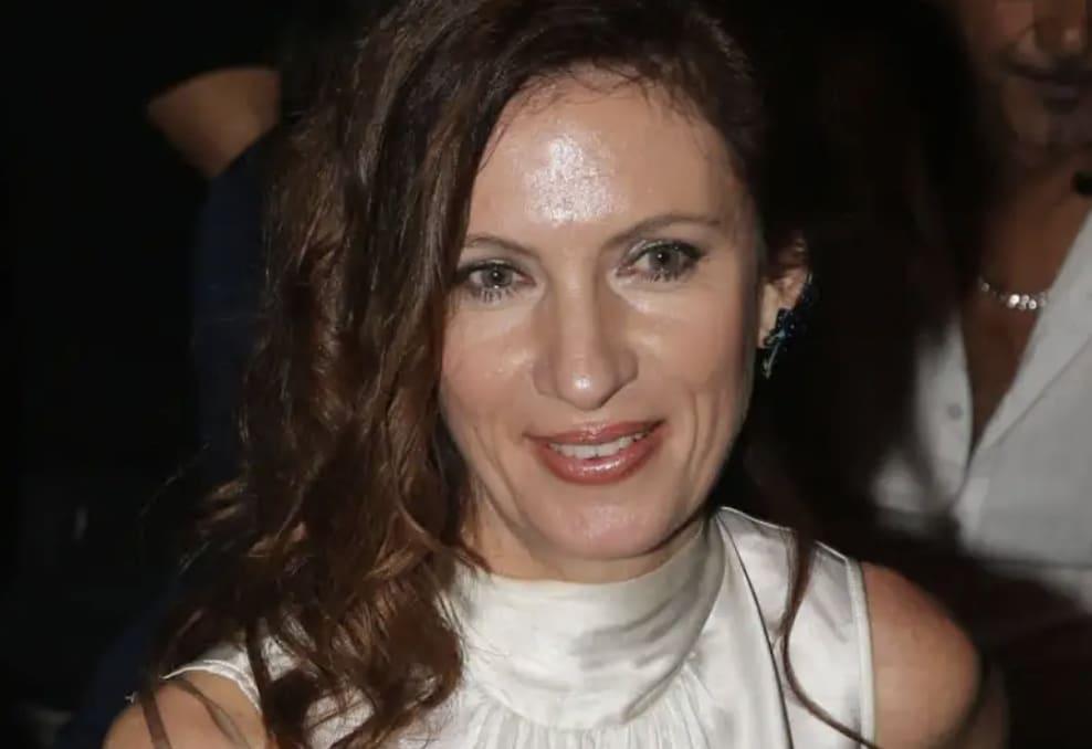 Ανατριχιαστικό: Η Κίλι Σφακιαννάκη άφησε γράμμα στα παιδιά της και τους ζήτησε να ακουστούν αυτά τα τραγούδια την ώρα της αποτέφρωσής της 1 stigmiotypo othonis 2025 11 07 00.26.28