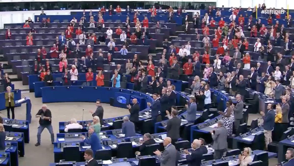 Νικόλαος Παΐσιος: Ο Έλληνας πυροσβέστης που αποθεώθηκε στο Ευρωκοινοβούλιο 3 stigmiotypo othonis 2025 09 10 21.37.26