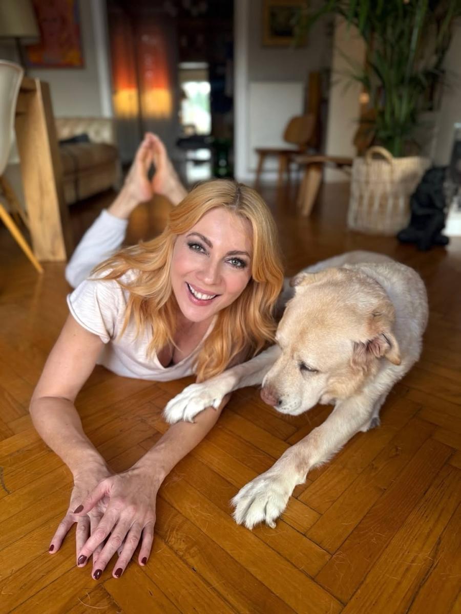 Βαριακούει, 4