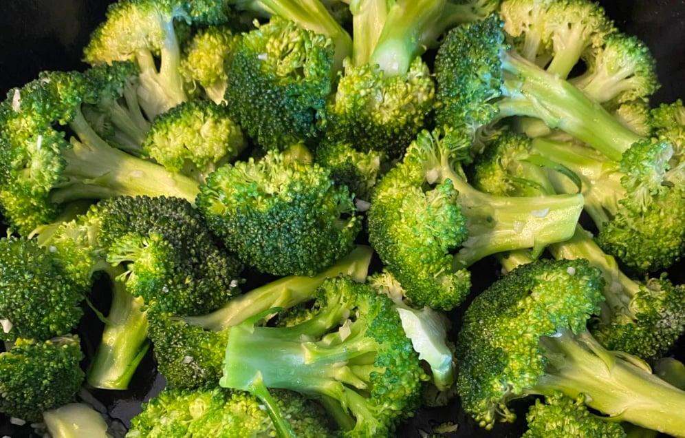 8 από τις καλύτερες αντικαρκινικές τροφές. Ήρθε η ώρα να τις προσθέσετε στη διατροφή σας 2 stigmiotypo othonis 2025 09 28 02.51.51