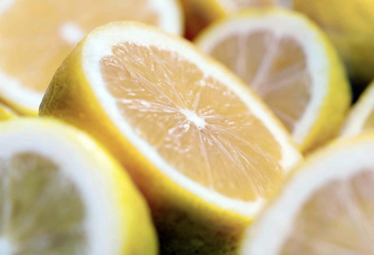 Πώς να διατηρήσετε τα λεμόνια φρέσκα για μεγάλο χρονικό διάστημα 4 stigmiotypo othonis 2025 04 05 23.12.18