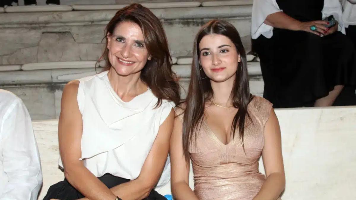 Ο «κρυφός» γάμος της Μαρινέλλας με τον Τόλη στο Παγκράτι φορώντας τζιν και το «παιδί» τους 4 gorgina