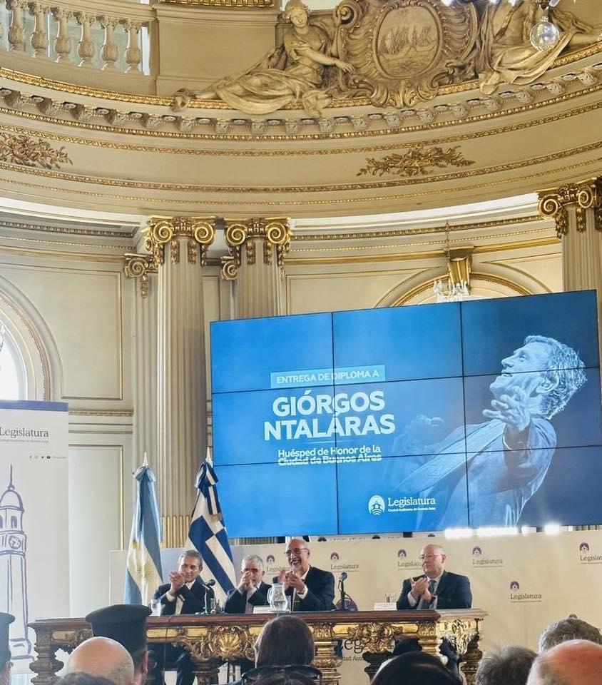 Σημαντική διάκριση για τον Γιώργο Νταλάρα στην Αργεντινή 8 581110472 1425859392244381 7189432334036353173 n