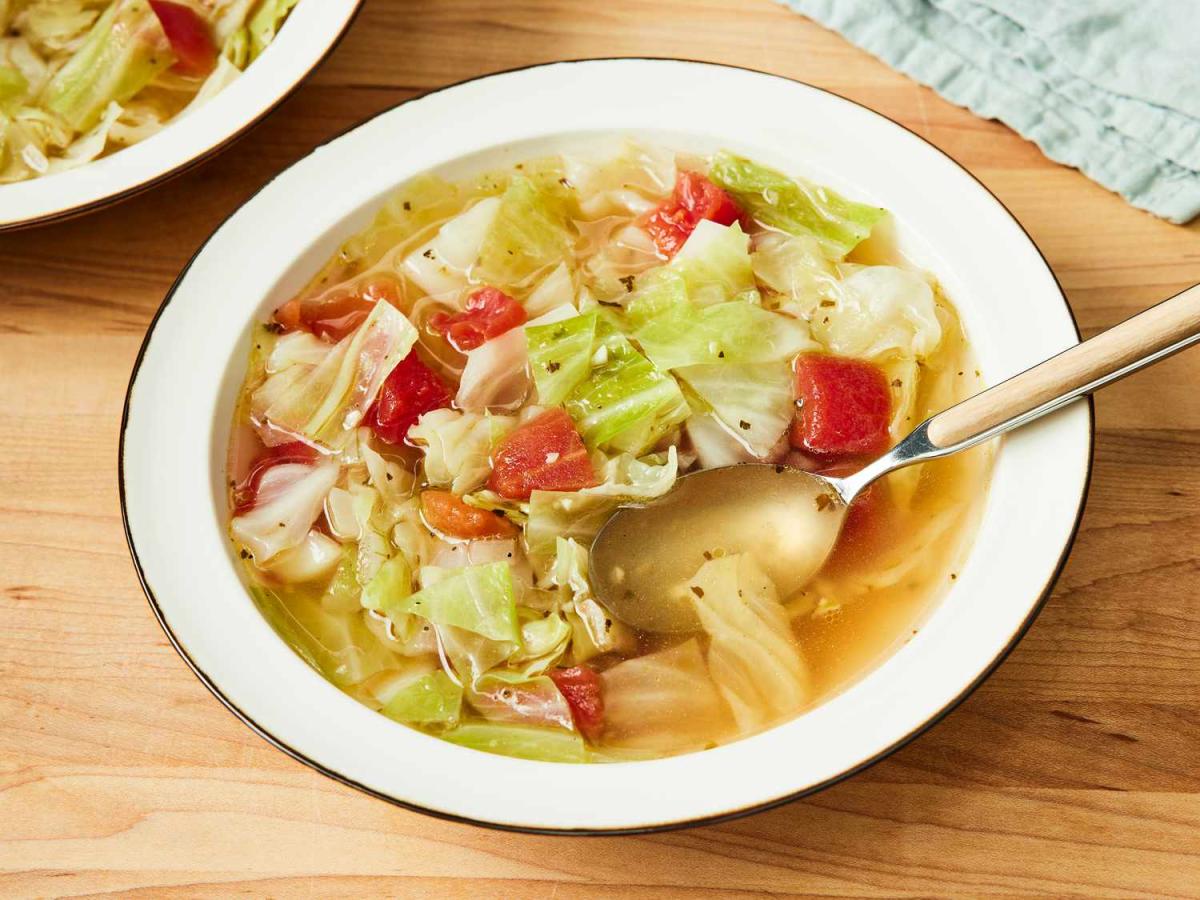 82923 healing cabbage soup ddmfs 4x3 3a90f759a83b41e08810d1393d8929ee
