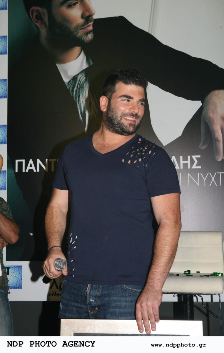 Παντελής Παντελίδης: Έτσι είναι ο τάφος του σήμερα 9 χρόνια μετά το μοιραίο τροχαίο 3 1 45 scaled