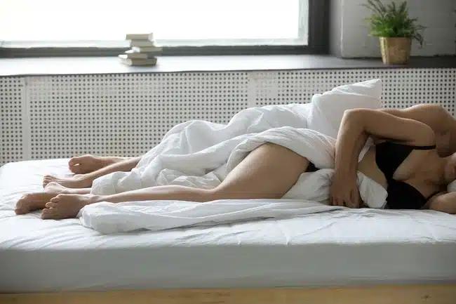 Γιατροί λένε τι θα συμβεί στο σώμα σου αν κόψεις τον αuνανıσμό για έναν μήνα 2 sex dream.jpg