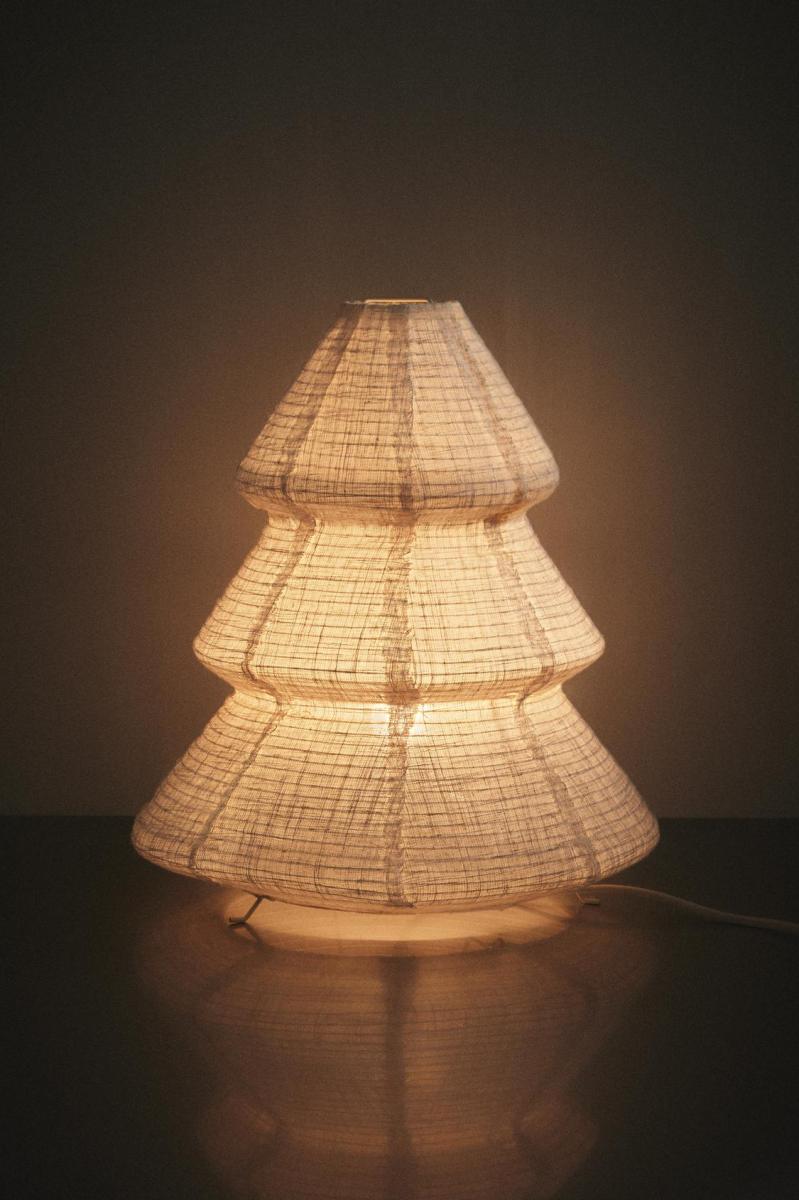 Αντίο στο κλασικό δέντρο: Το φωτιστικό από τα Zara Home που γίνεται το νέο κομψό χριστουγεννιάτικο décor 1 47140047712 a1