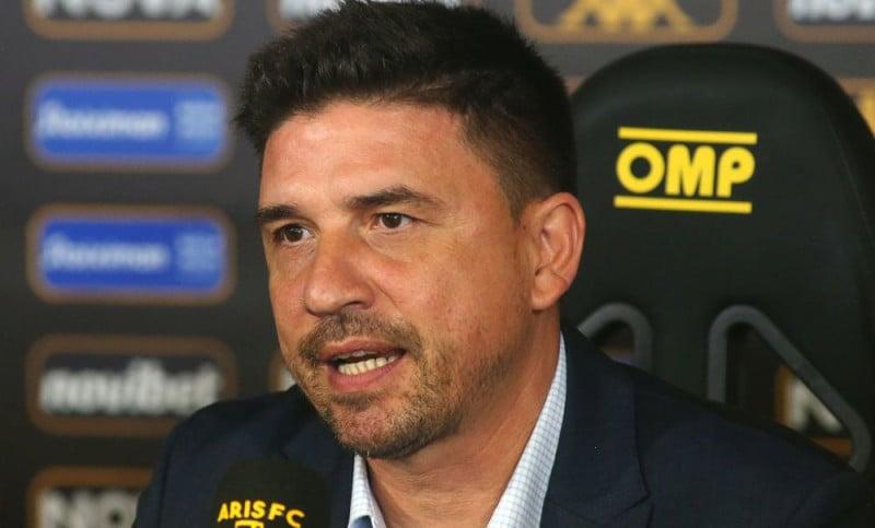 "Γκάζια" Ρέγες στους παίκτες του Άρη - "Δεν υπάρχουν δικαιολογίες"