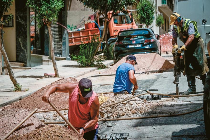 Δεν μας χωράει πια η Αθήνα - 6 εκατομμύρια αυτοκίνητα στους δρόμους ενώ οι δρόμοι αντέχουν μόνο 2 εκατομμύρια 3 f3 6249175