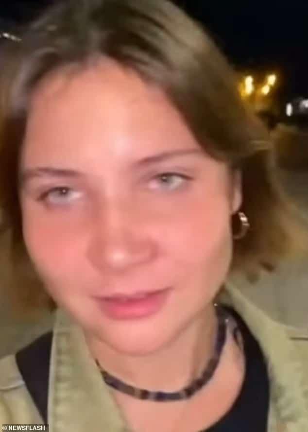 Περπατούσε στον δρόμο, σκόνταψε και πέθανε: Θρήνος για 24χρονη – Το σοκαpιστικό βίντεο με τη στιγμή που πέφτει νεκpή 3 90365765 13915833 her friend pictured was filming her singing and dancing seconds a 3 1727882461184