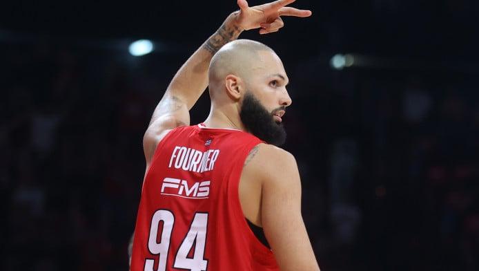 Vlog Παπαβασιλείου: Ο καινούριος Φουρνιέ στο ΣΕΦ και η μεταγραφή Ιφί! (Vid)