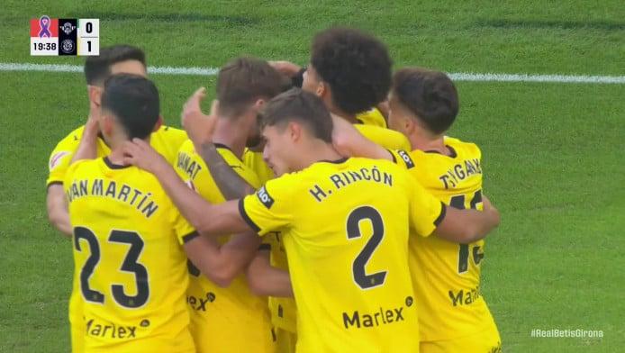 Ουναχί και Χιλ «έκρυψαν» την μπάλα στο γκολ της Χιρόνα (ΒΙΝΤΕΟ)