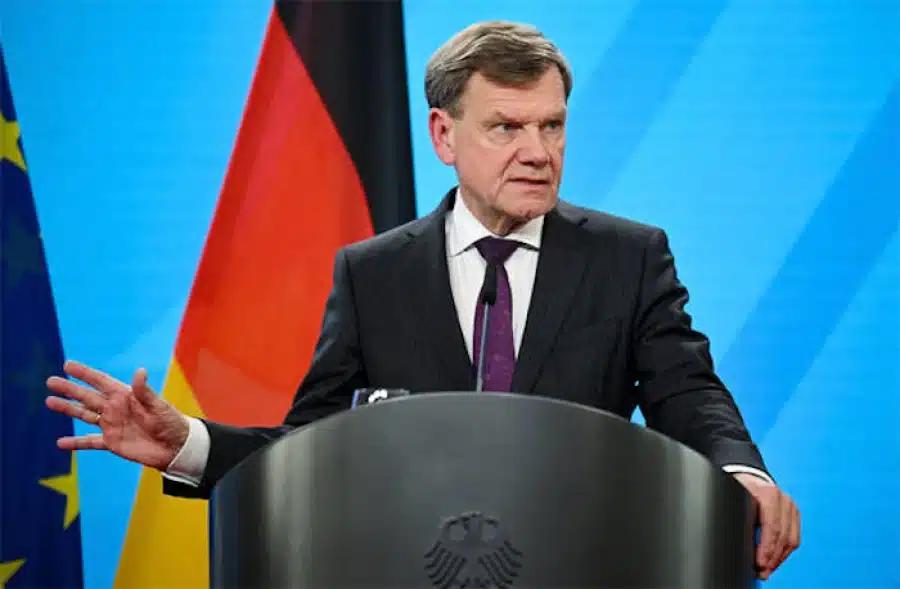 Γερμανία: «Μέχρι το 2029 η Ρωσία θα μπορεί να είναι έτοιμη για επίθεση κατά χώρας – μέλους του NATO» 1 a2094cff4434bf4006255ac7789bbfbe l