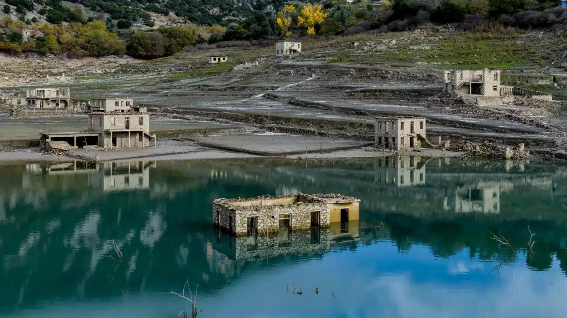Σε κόκκινο συναγερμό για τη λειψυδρία κηρύσσεται η Αθήνα την Παρασκευή 1 xrwma lipsidria