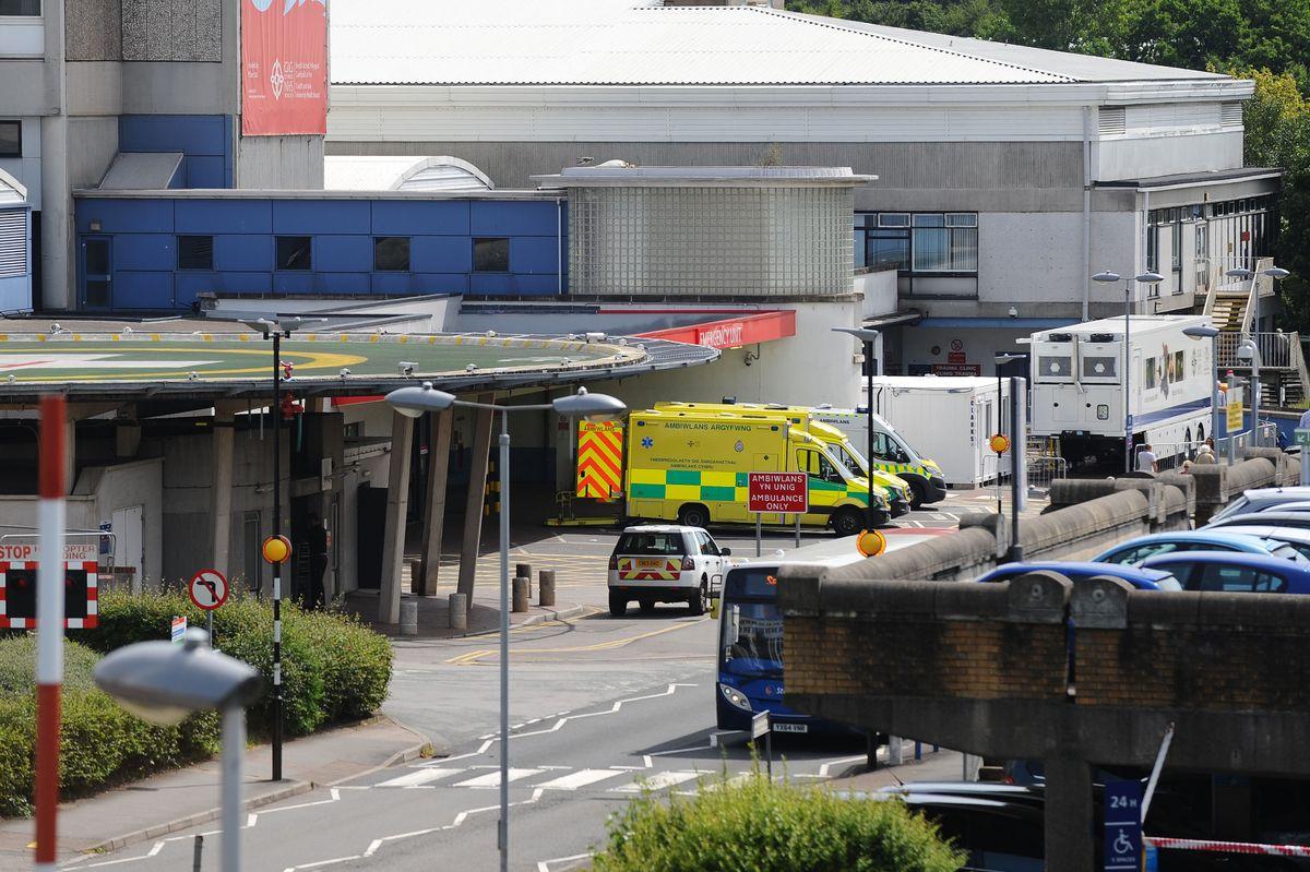 Νεκρό βρέφος 4 εβδομάδων που το άφησαν χωρίς τροφή και σε βρεγμένα σεντόνια μέσα στο νοσοκομείο 2 0 wns 200123 hospital failures 05jpg