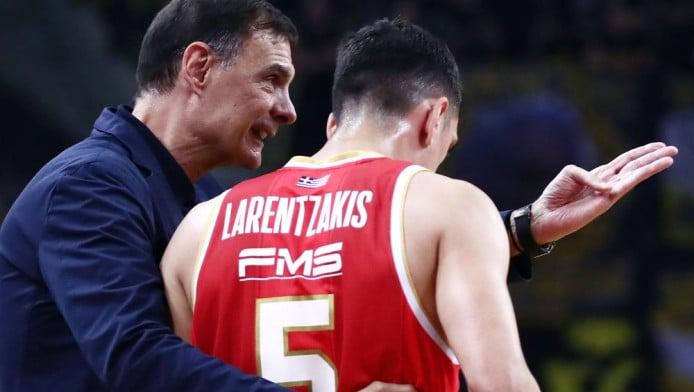 Έστειλε... μήνυμα στον Μπαρτζώκα ο Λαρεντζάκης (ΒΙΝΤΕΟ)