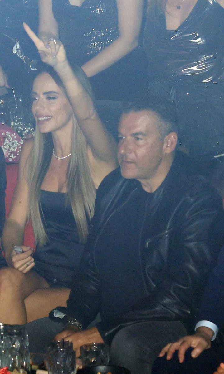 Ετοιμάζονται για γάμο και παιδιά: Ο Γιώργος Λιάγκας και η Μαρία Αντωνά τρελά ερωτευμένοι – Οι νέες φωτογραφίες 4 9516mariaantonagiorgosliagkas7112025