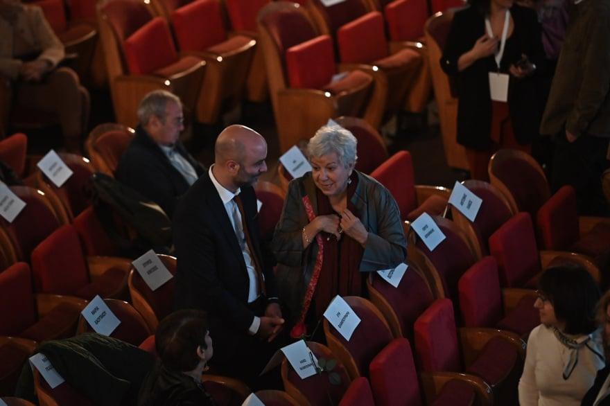 Χαμός στην παρουσίαση του βιβλίου του Τσίπρα – φώναζαν: «Να τος ο πρωθυπουργός!» 20 ithaki pallas 4