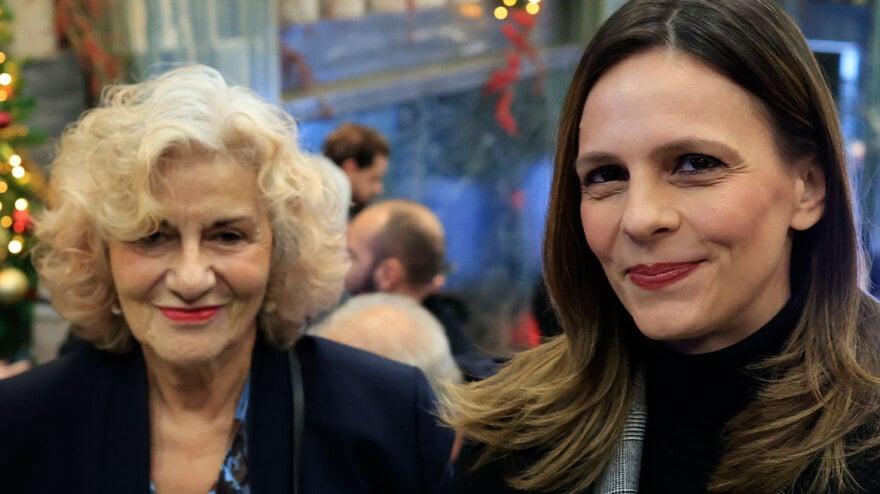 Χαμός στην παρουσίαση του βιβλίου του Τσίπρα – φώναζαν: «Να τος ο πρωθυπουργός!» 26 ithakikalesmenoi