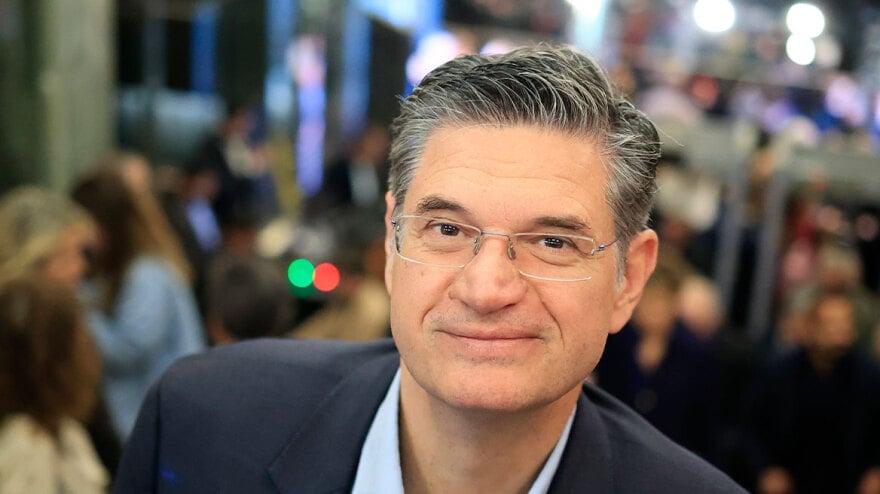 Χαμός στην παρουσίαση του βιβλίου του Τσίπρα – φώναζαν: «Να τος ο πρωθυπουργός!» 35 kalesmenoisyriza78