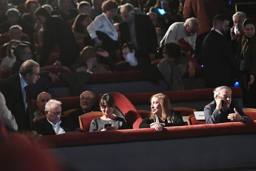 Χαμός στην παρουσίαση του βιβλίου του Τσίπρα – φώναζαν: «Να τος ο πρωθυπουργός!» 45 pallas 3