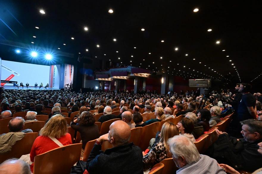 Τσίπρας: «Θα είμαστε μαζί στο νέο ταξίδι – Δεν πάει άλλο, μας αξίζει μια Ελλάδα καλύτερη» 34 tsipras eurokinissi 5