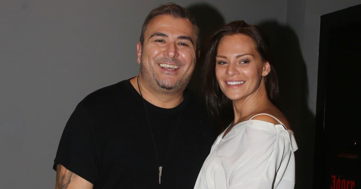 Αντώνης Ρέμος: Ανέβασε στη σκηνή την 10χρονη κόρη του – Η αφιέρωση και το τρυφερό φιλί 2 me poion ellina tragoudisti ton mperdepse i kori tou 4.w hr