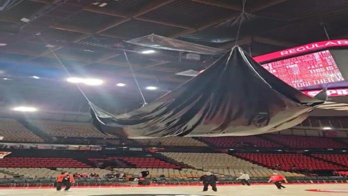 Εικόνες-ντροπής στο ΣΕΦ πριν το ΟΣΦΠ-Φενέρ! Μουσαμάδες λόγω βροχής