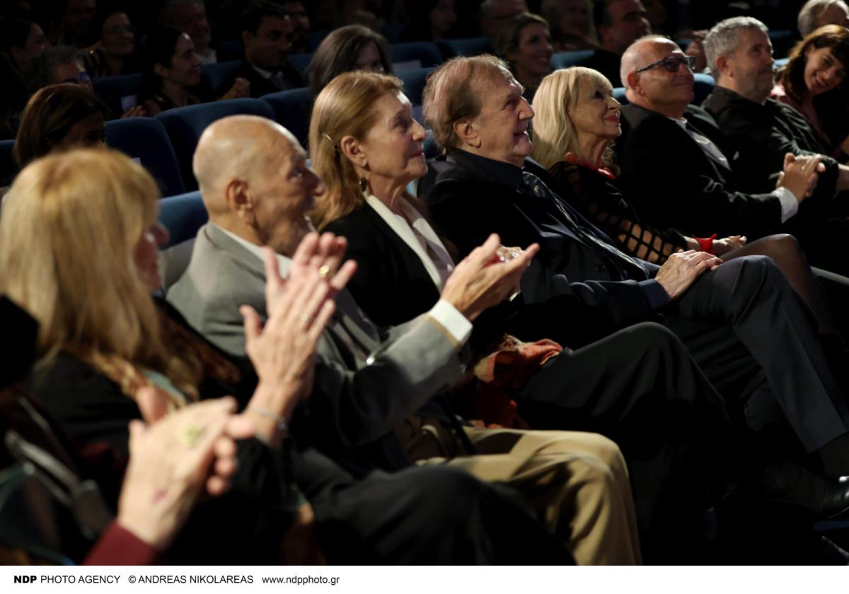 Ηθοποιάρα Έλληνας θρύλος στα 95 του χρόνια έκανε σπάνια εμφάνιση 5 ndp 713282 Dimitris Kallivokas Aimilia Ypsilanti Giorgos Konstantinoy