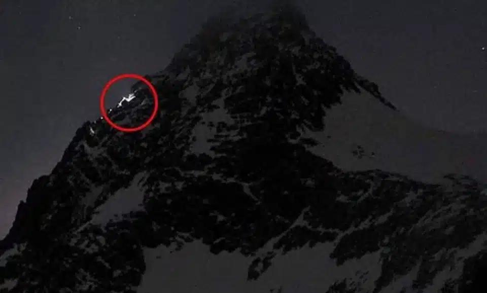 Θρήνος για την 33χρονη - Την άφησε να πέθανε ολομόναχη από το κρύο σε βουνό 3 2025 12 06 16 19 37 pictured girlfriend 33 left to freeze to death on austrian mountain by her large.jpg