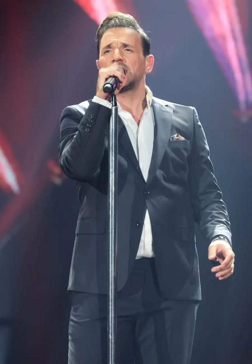 Νίκος nikosvertis