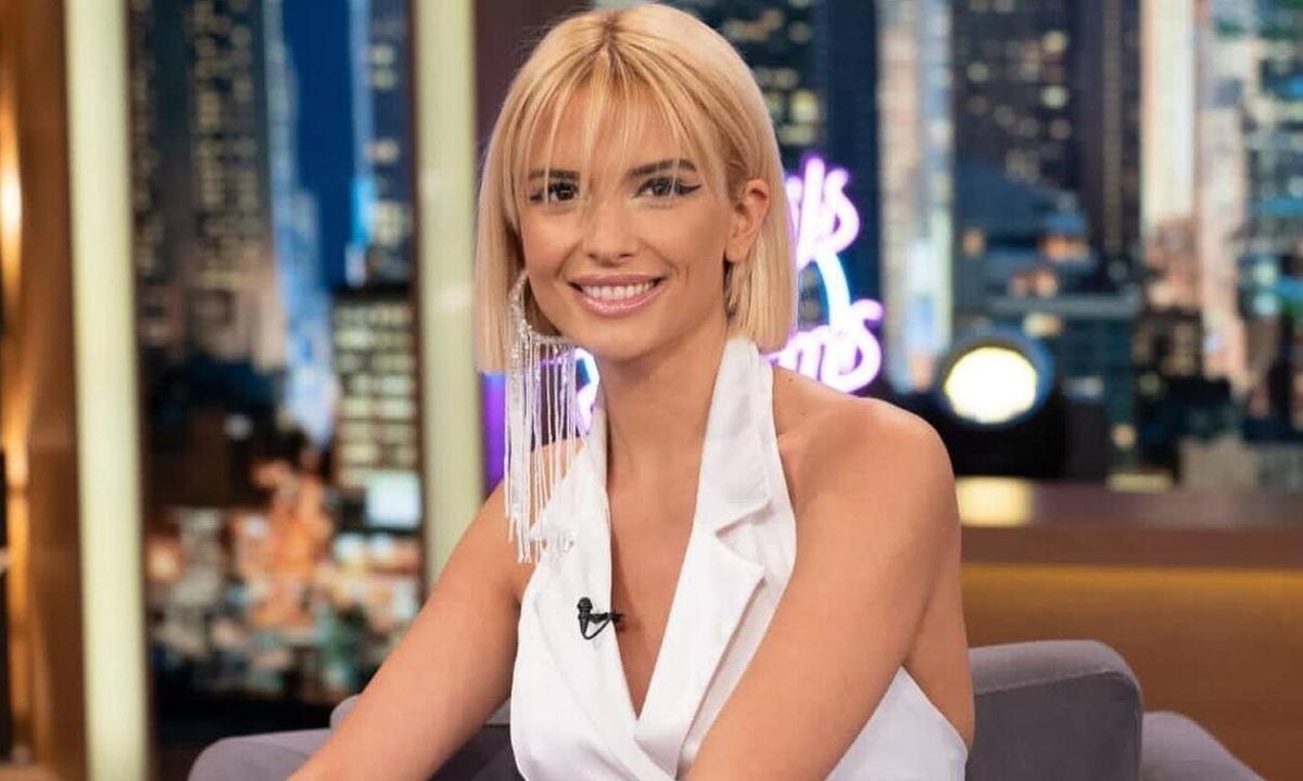 Σάλος με την Κατερίνα Λιόλιου - Βγήκε στην πίστα χωpίς εσώpοuχο 1 lioliou