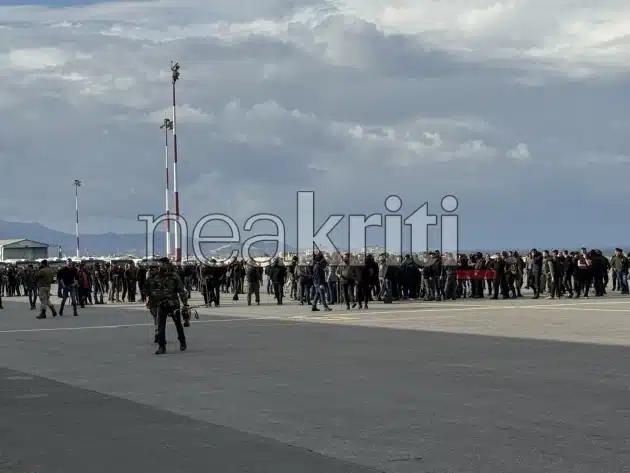 Ανεστάλη η λειτουργία του αεροδρομίου Ηρακλείου – Μπήκαν στον αεροδιάδρομο οι αγρότες 6 eikona viber 2025 12 08 14 20 24 764.jpg
