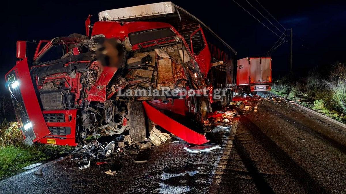 Σοβαρό τροχαίο στην παλιά εθνική οδό - Συγκρούστηκαν δύο νταλίκες και ένα ΙΧ 3 trocha ntalikes005