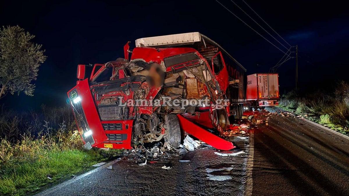 Σοβαρό τροχαίο στην παλιά εθνική οδό - Συγκρούστηκαν δύο νταλίκες και ένα ΙΧ 4 trocha ntalikes006
