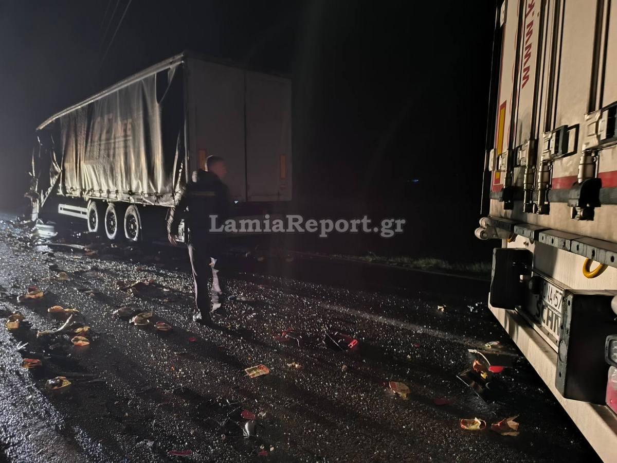 Σοβαρό τροχαίο στην παλιά εθνική οδό - Συγκρούστηκαν δύο νταλίκες και ένα ΙΧ 6 trocha ntalikes008