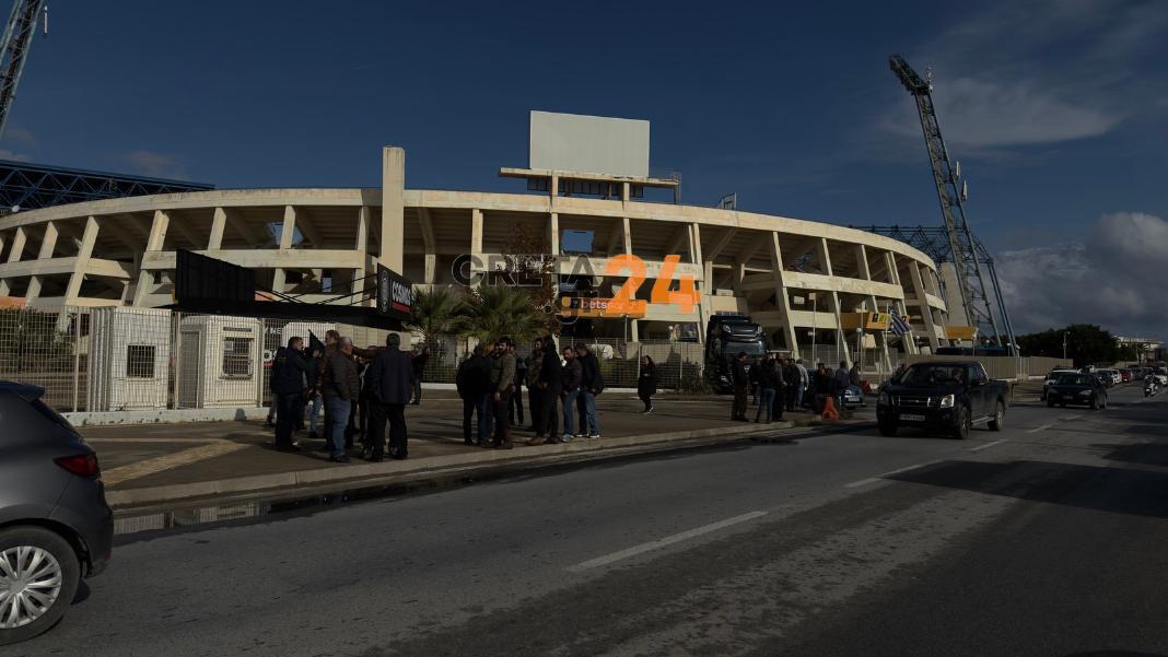 Αγροτοκτηνοτρόφοι της Κρήτης: «Αν χρειαστεί θα κάτσουμε μέχρι την Πρωτοχρονιά» 1 trakter pagkrhtio 2