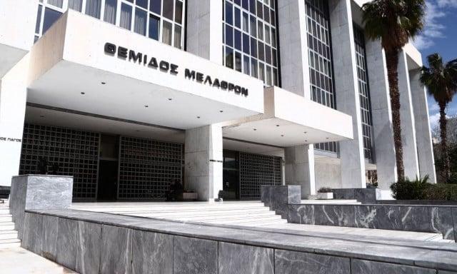 Παρέμβαση ef12e08a