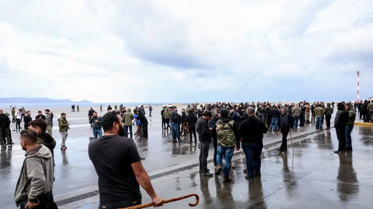 Δημοσκόπηση: Το 76% των Ελλήνων στηρίζει ανοιχτά τους αγρότες 8 aewrodromio kriti 1200x675 1