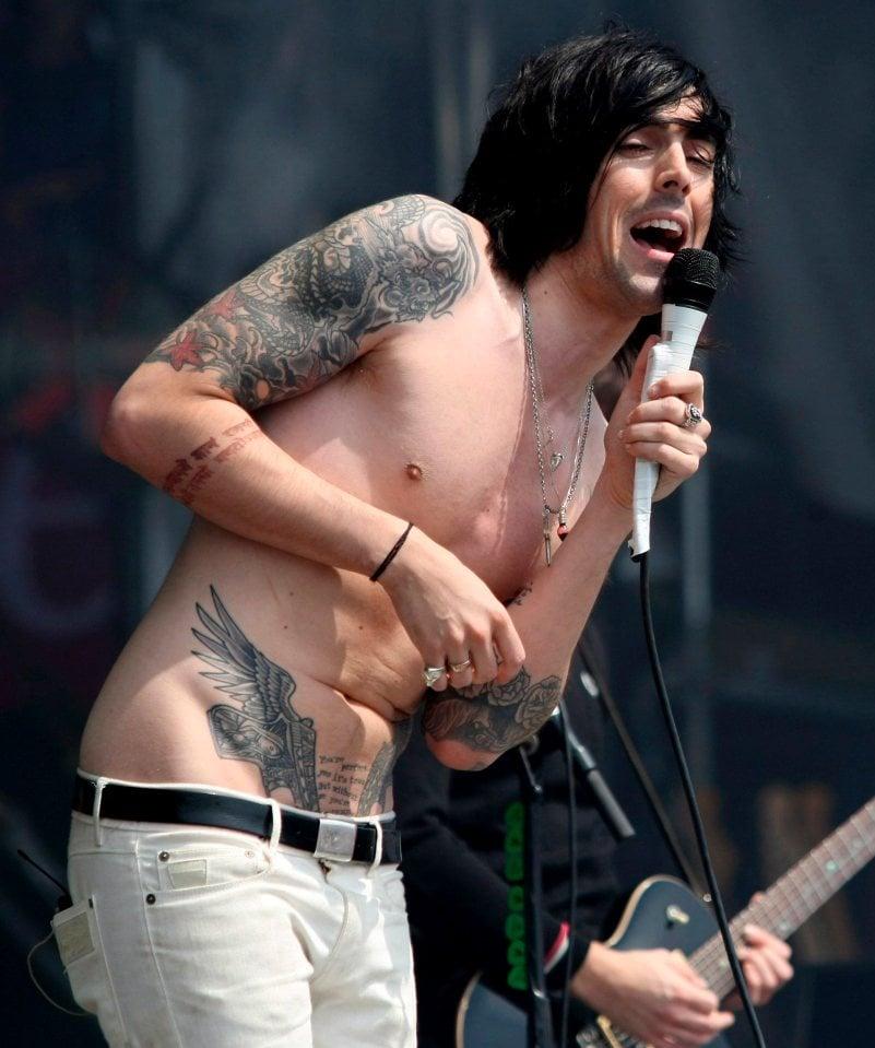 2008 ian watkins performing lost 56555681