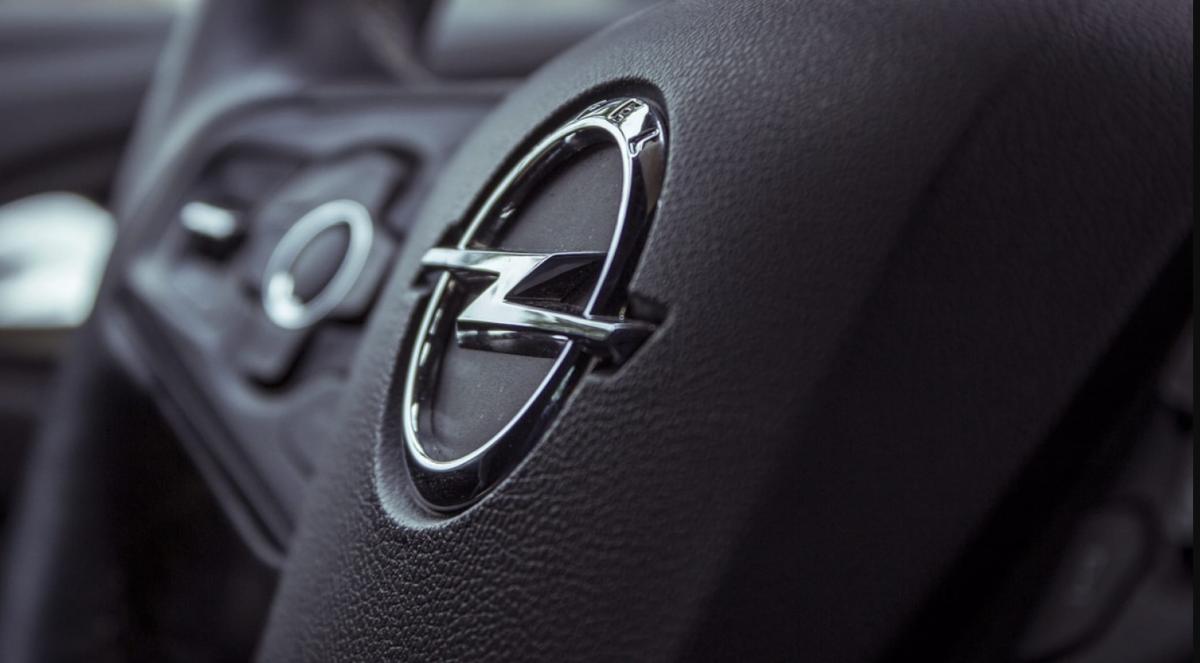 Μαζική ανάκληση 50.591 Opel στην Ελλάδα - Επικίνδυνοι οι αερόσακοι 1 stigmiotypo othonis 2025 12 10 22.05.22