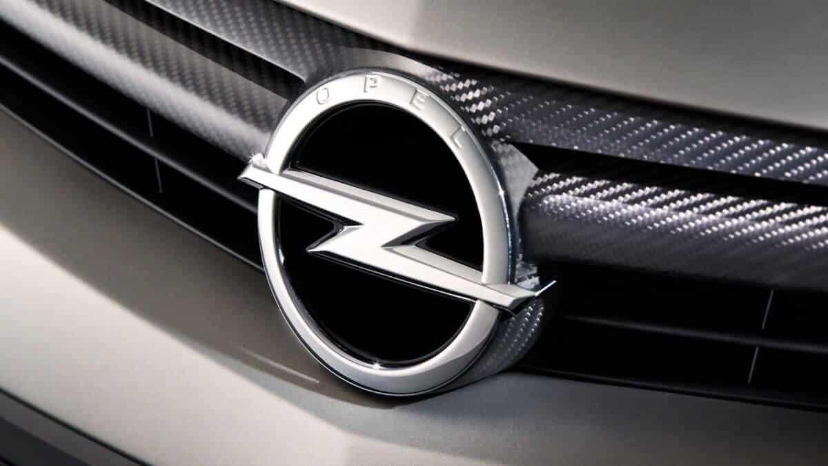 Μαζική ανάκληση 50.591 Opel στην Ελλάδα - Επικίνδυνοι οι αερόσακοι 2 opellogo 12