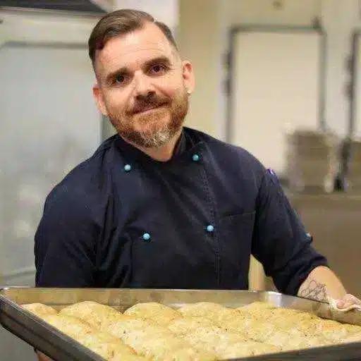 Έλληνας ανακηρύχθηκε «Ευρωπαίος Σεφ 2025» από το Ευρωπαϊκό Συμβούλιο Οινοποιών και Γαστρονομίας 2 apergis1.jpg