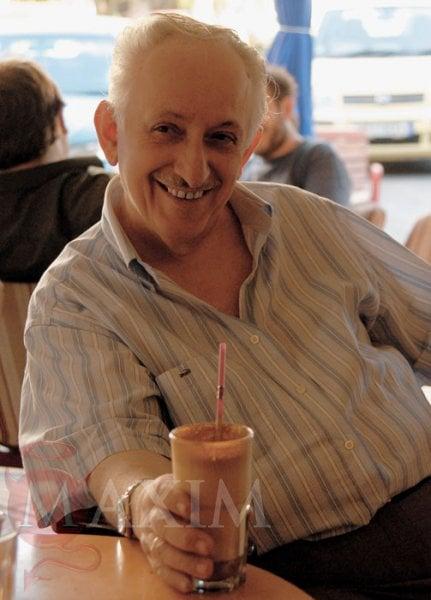 Το μυστικό του Λέντζου: Η θρυλική καφετέρια που έφτιαχνε τον καλύτερο φραπέ στην Ελλάδα 4 d53ffb785a72cc57af40ae193a858245