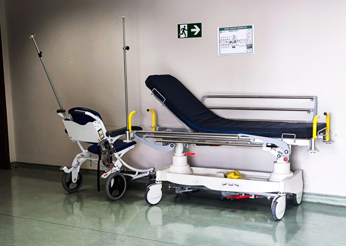 Σοκ σε ελληνικό νοσοκομείο - Μποξέρ επιτέθηκε σε γιατρό 2 6771903 1200x855 1